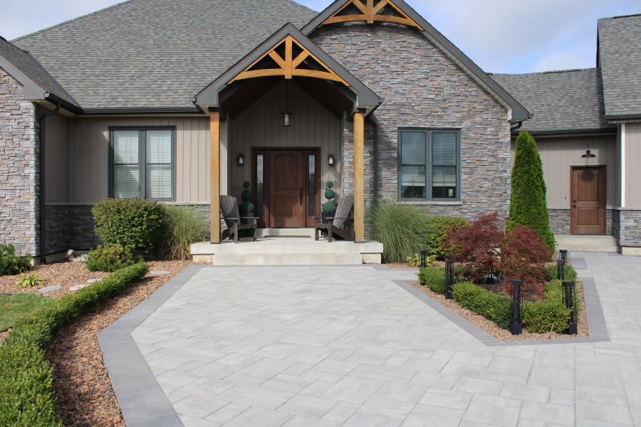 Manor Smooth 80 Silverstone with Ebony Border